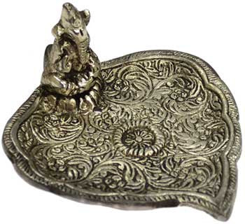 3 3/4" Ganesh ash                                           
